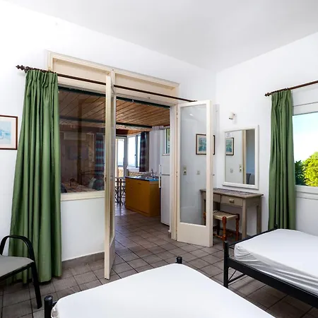 Varagoulis Giannis & Lenas Apartments Paramonas  Exterior photo