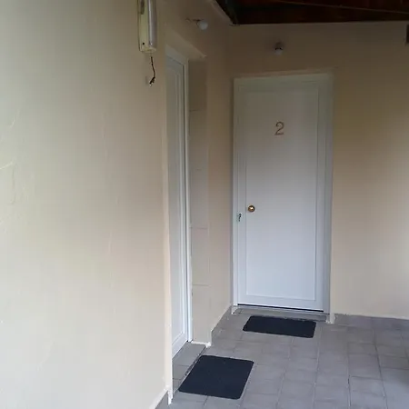 Varagoulis Giannis & Lenas Apartments Paramonas  Exterior photo